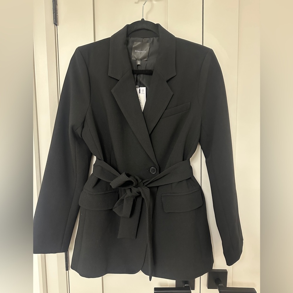 Dynamite Black Belted Tailored Blazer